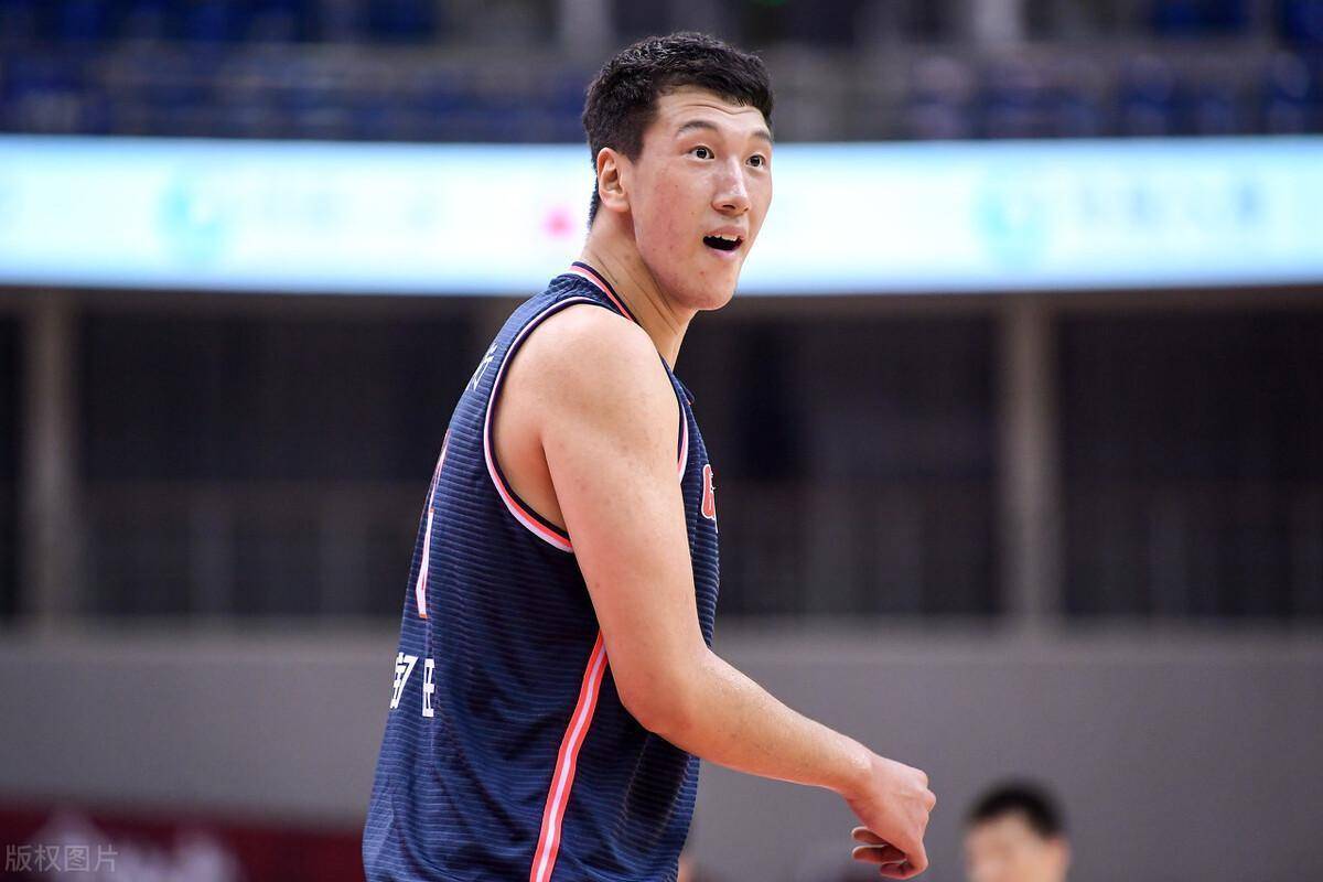 包含全运会5胜0负收官！辽宁大胜山东小组第一付豪22+8赵继的词条