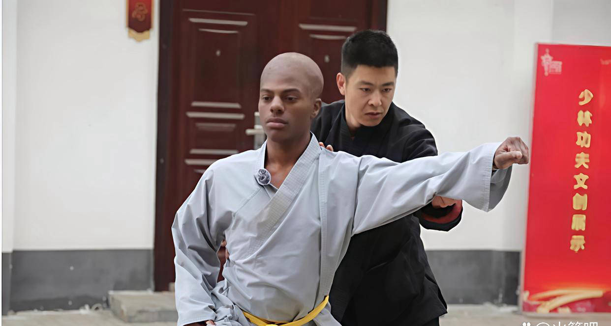 关于NBA第一“高”僧！一文回顾维克托-文班亚马中国之旅的信息
